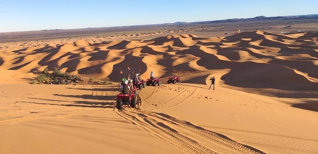 Chegaga Nomad Camp Hotel El Gouera ภายนอก รูปภาพ